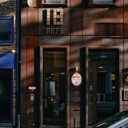 18arts - Living In A Gallery! Kolonia