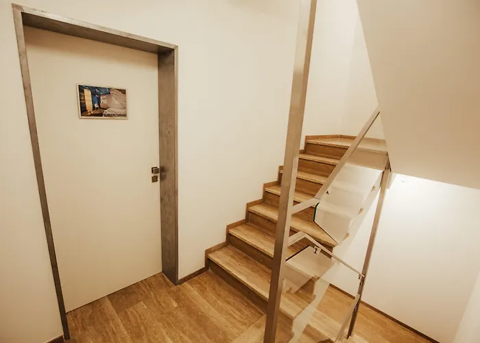 Hotel 18arts - Living In A Gallery!