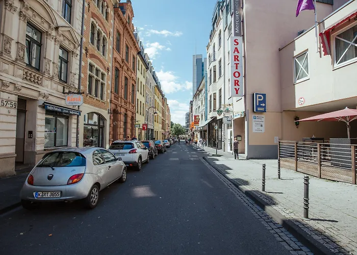 Hotel 18arts - Living In A Gallery! 4*