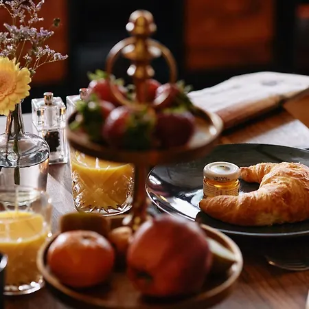 Otel 18arts - Living In A Gallery! Köln