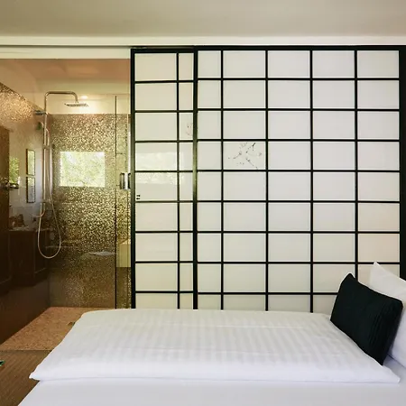 Otel 18arts - Living In A Gallery! Köln