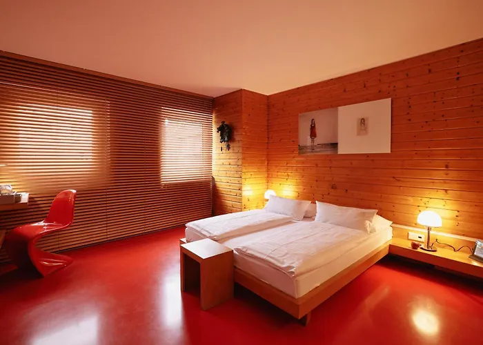 18arts - Living In A Gallery! Cologne