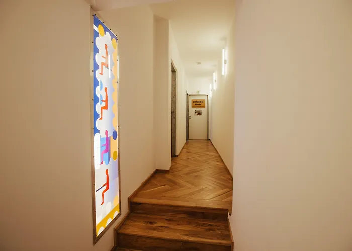 Hotel 18arts - Living In A Gallery! 4*