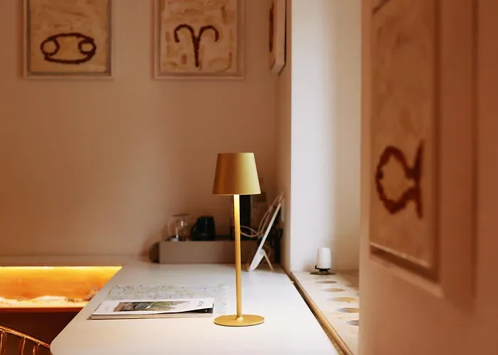 Hotel 18arts - Living In A Gallery! Keulen