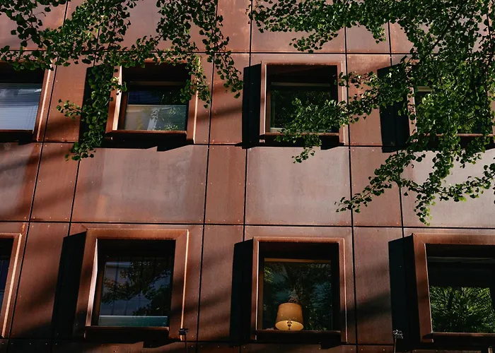 18arts - Living In A Gallery! 4* Keulen