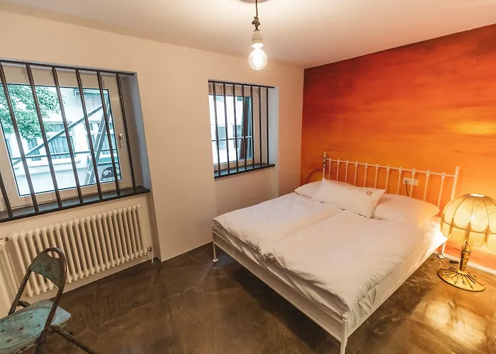 Hotel 18arts - Living In A Gallery! Keulen