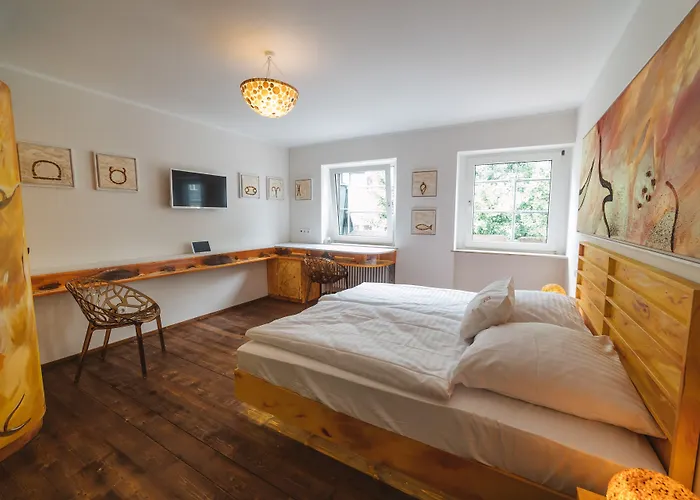 Hotel 18arts - Living In A Gallery!