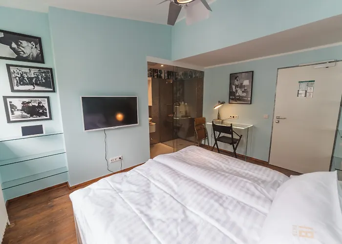 18arts - Living In A Gallery! Keulen