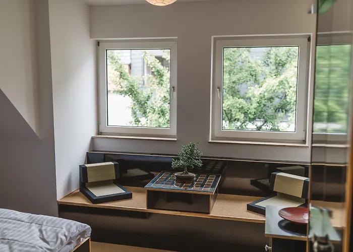 Hotel 18arts - Living In A Gallery!