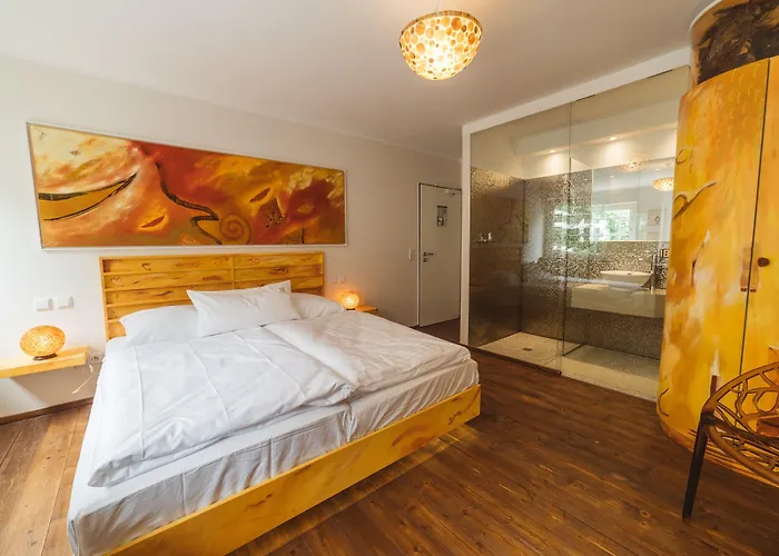 18arts - Living In A Gallery! 4* ケルン